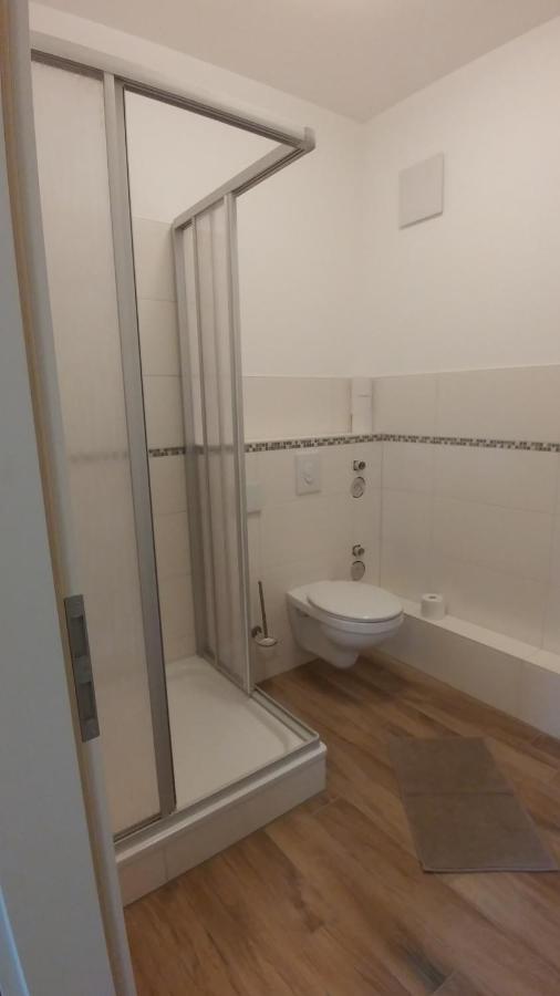 Mirabellenhof - Kleine Ferienwohnung Mit Altstadtblick Biesenthal Bagian luar foto