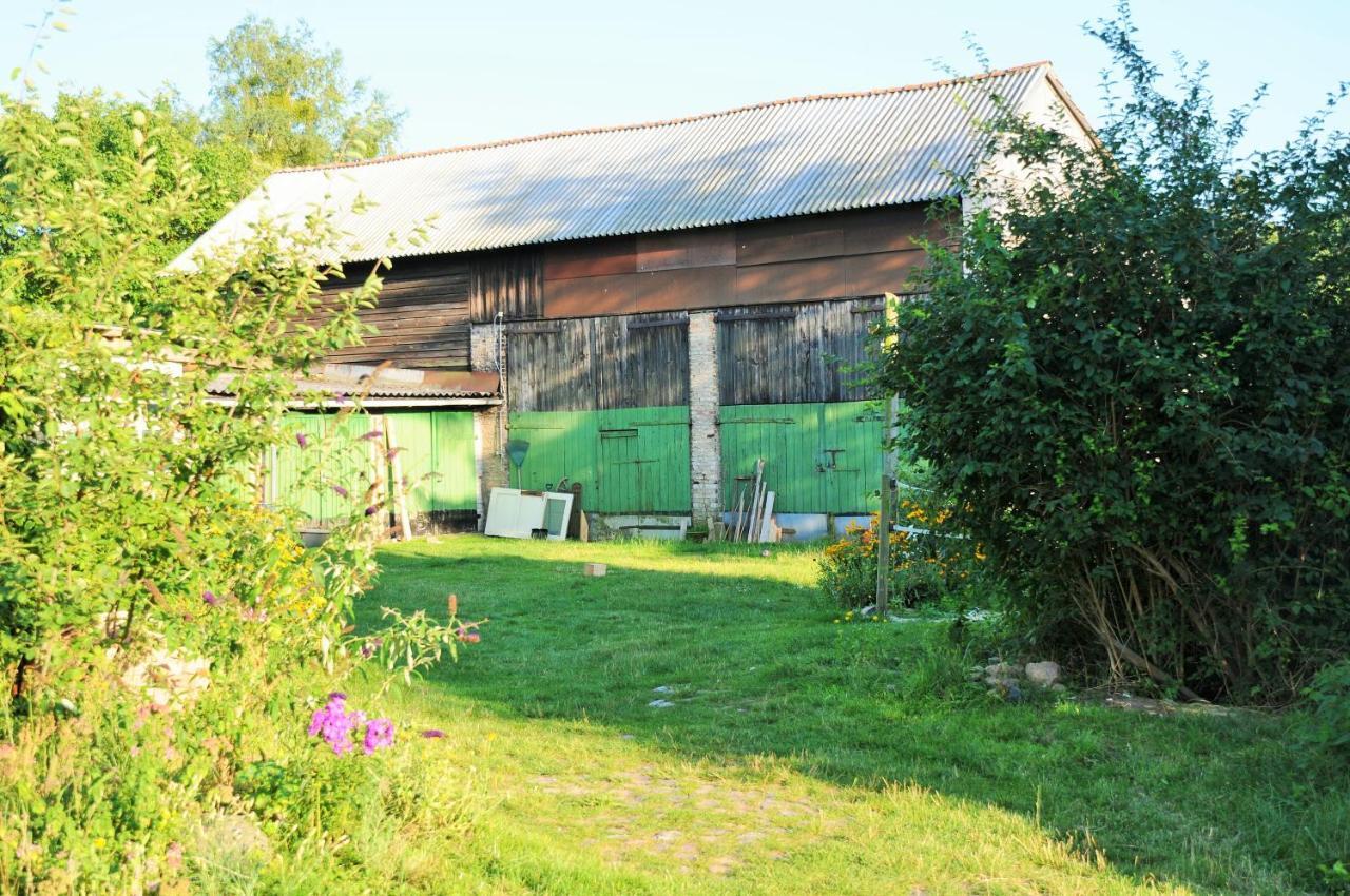 Mirabellenhof - Kleine Ferienwohnung Mit Altstadtblick Biesenthal Bagian luar foto