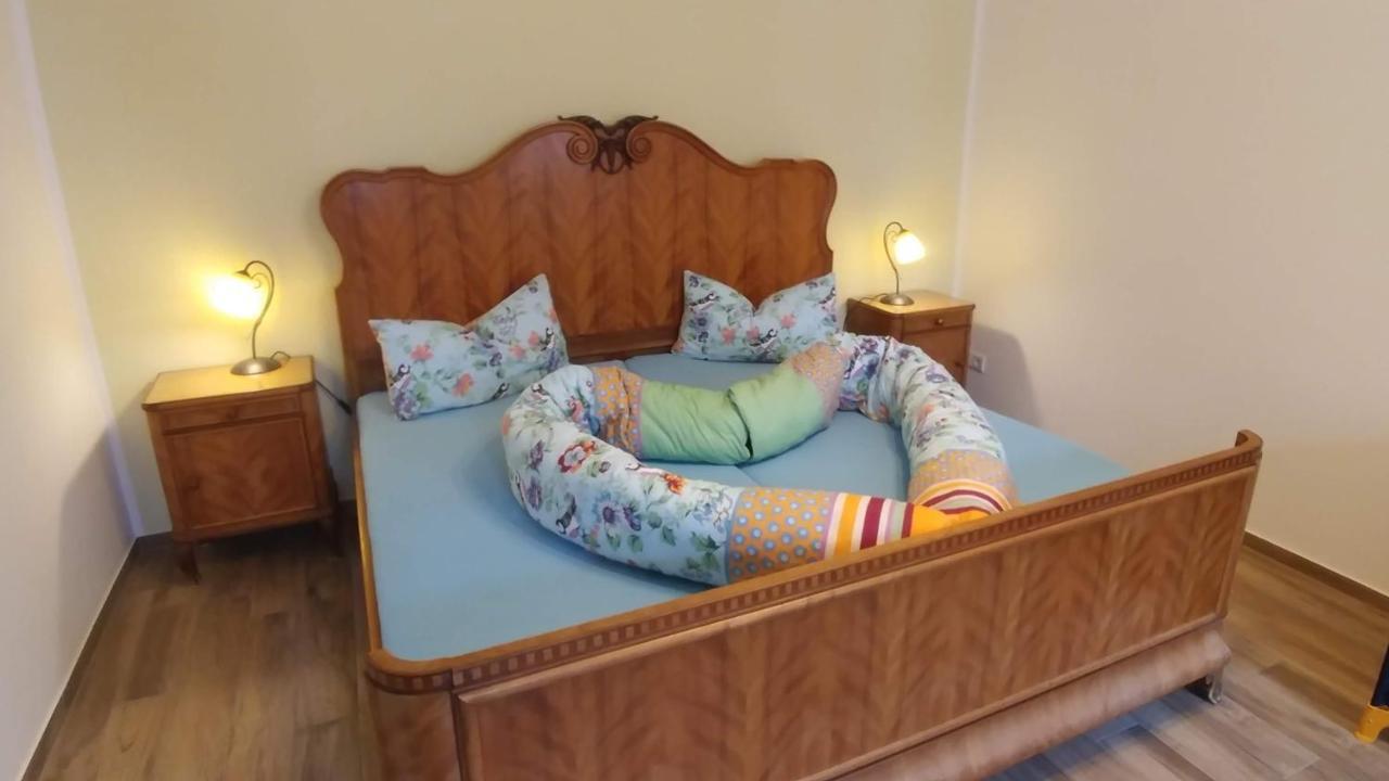 Mirabellenhof - Kleine Ferienwohnung Mit Altstadtblick Biesenthal Bagian luar foto